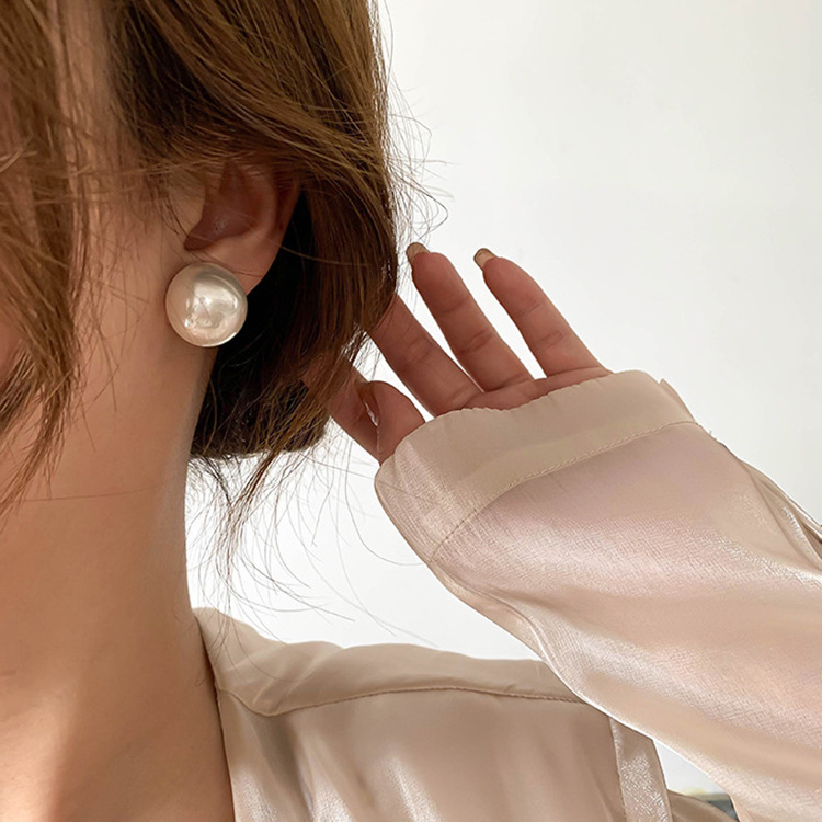 韩国复古赫本大珍珠耳环气质名媛法式气质银针耳钉女高级感耳饰图