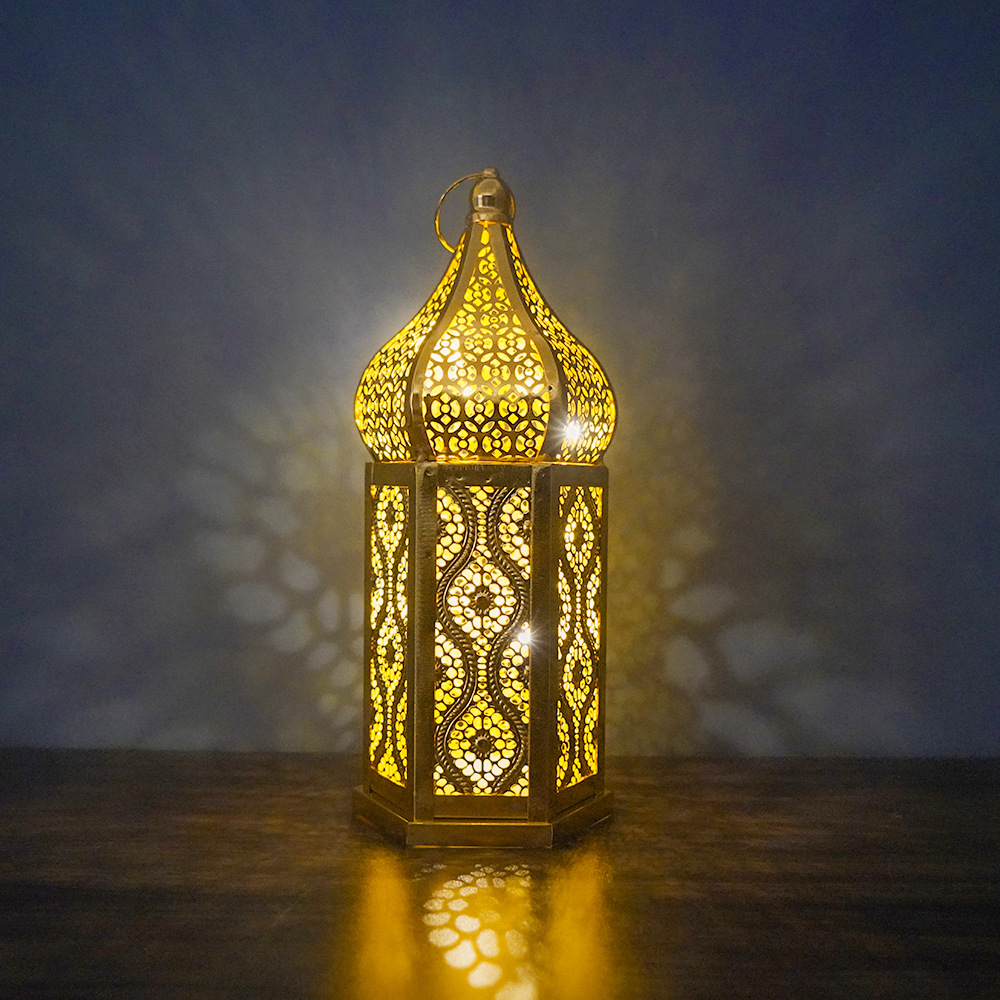 Cross-border new ironwork gilded wind lamps, hollowed-out Moroccan lanterns, home decoration ornaments, handicrafts, atmosphere props Specification image