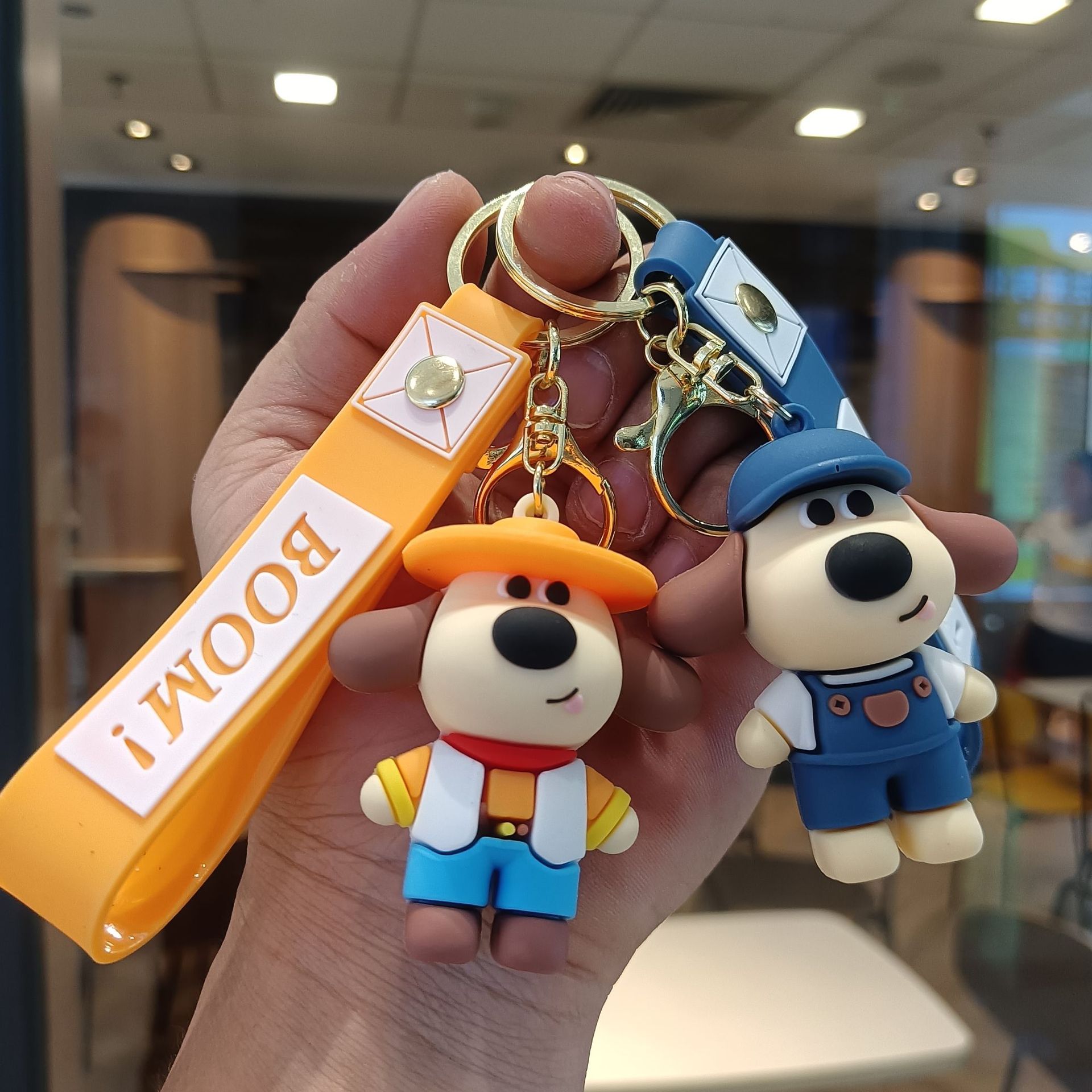 可爱卡通宅家小狗钥匙扣男女包包挂件公仔汽车钥匙链创意礼品批发
