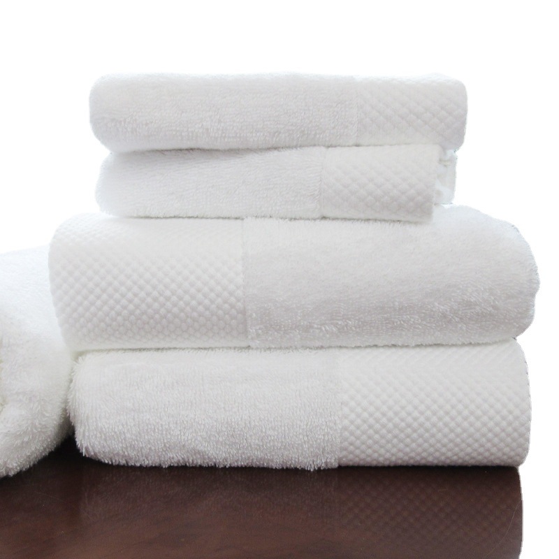 Five-star hotel towels and bath towels, pure cotton, absorbent and non-shedding, white platinum forged, beauty salon and homestay towels and bath towels Item Picture