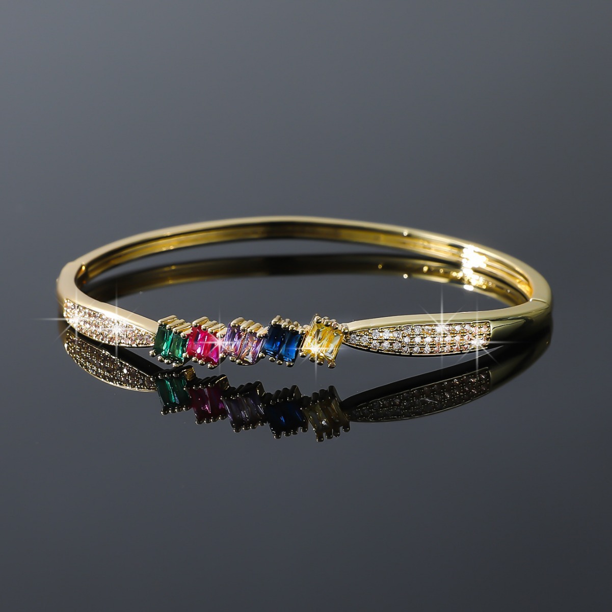 Trendy design, copper-plated with real gold, colored zircon, elegant new style bracelet, women's INS fashion light luxury bracelet, cross-border Application Scenario