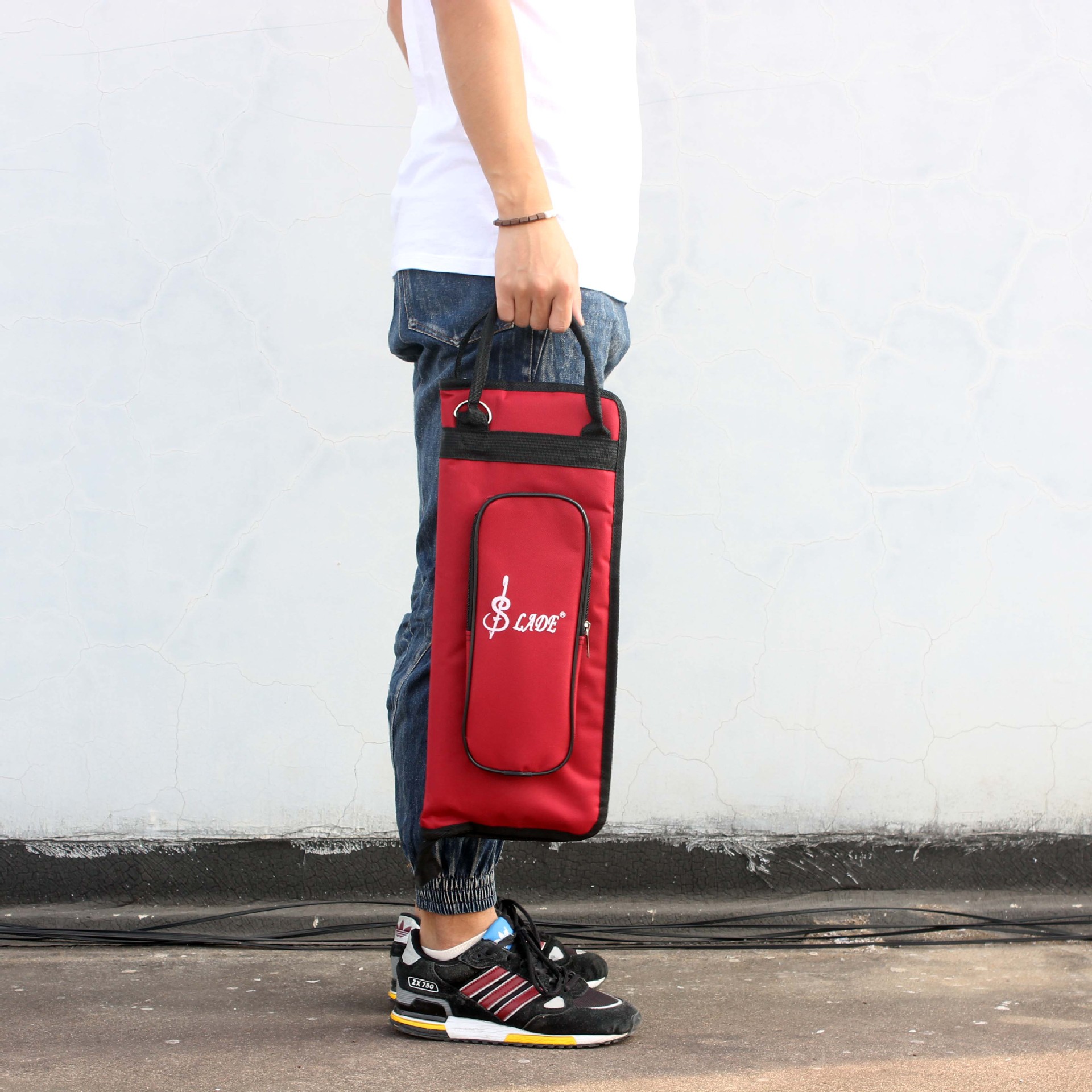 Wholesale LADE drumstick bags, Oxford fabric waterproof drumstick bags, hand-carry, shoulder-carry drum kits, drumstick storage bags, drum buckets Application Scenario