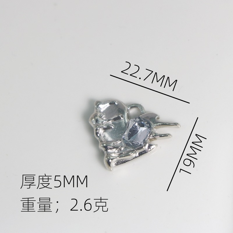 Wholesale of new alloy melted heart-shaped dot diamond accessories, DIY heart-shaped necklaces, bracelets and pendants details Picture