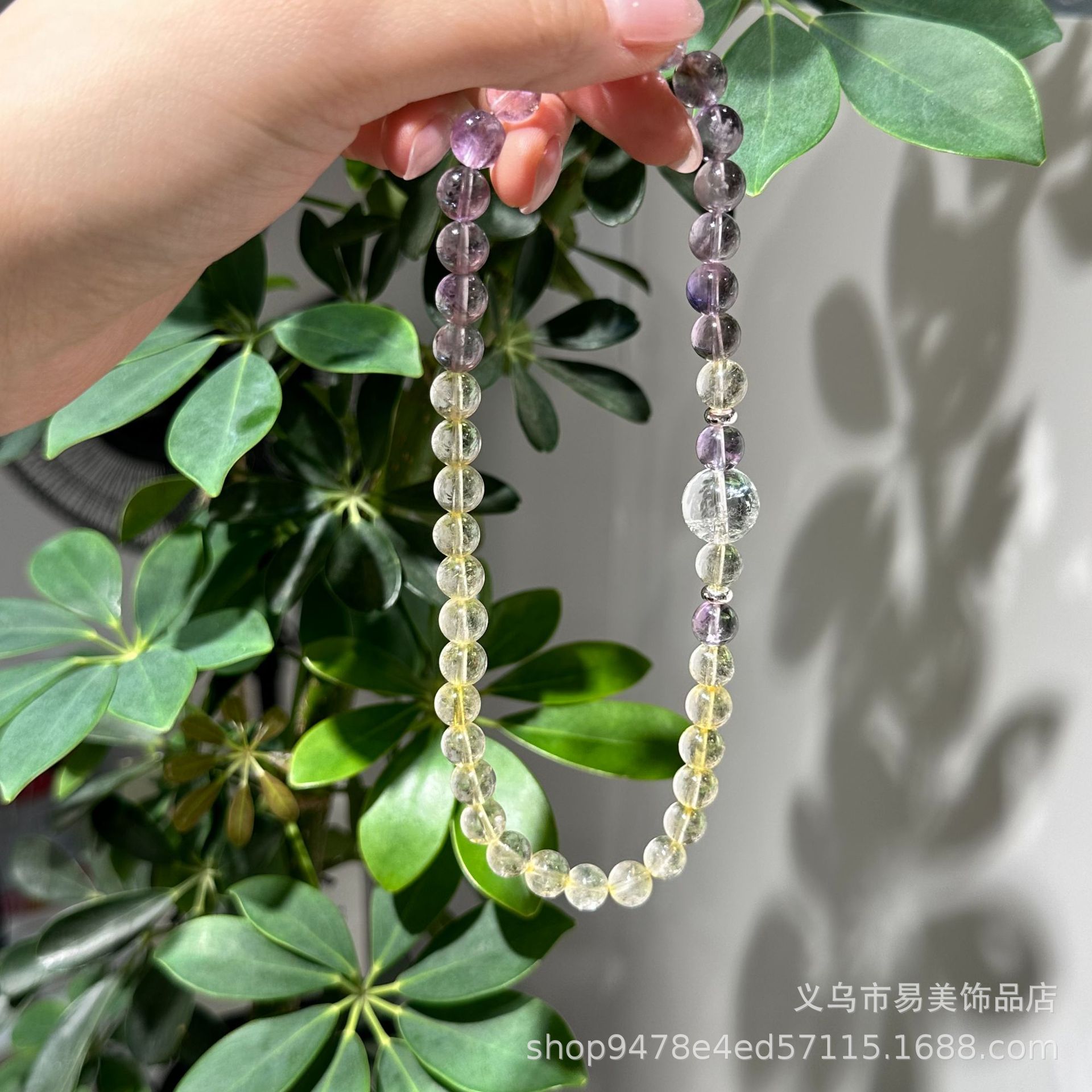 手串/水晶手串/沉香手串/琉璃手串/文玩产品图
