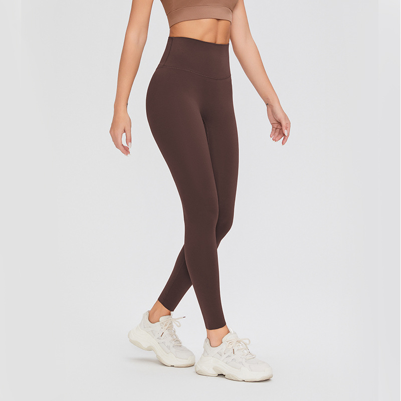 2024 Lycra brushed tight pants, nude summer, seamless, high-waisted, hip-lifting, quick-drying, running, fitness and yoga pants Application Scenario
