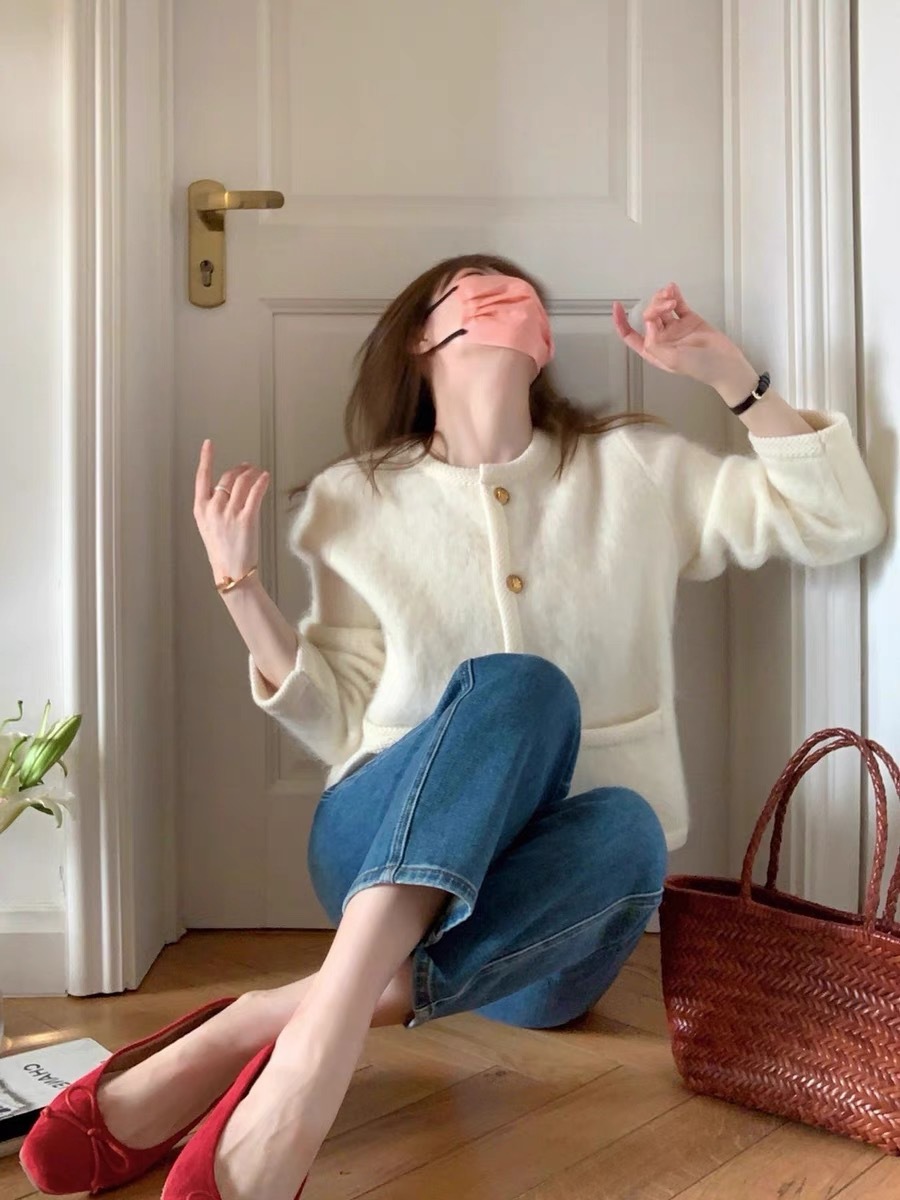 Xiaoxiang-style mohair sweater coat for women's early autumn 2023, a new knitted cardigan with a high-end look details Picture