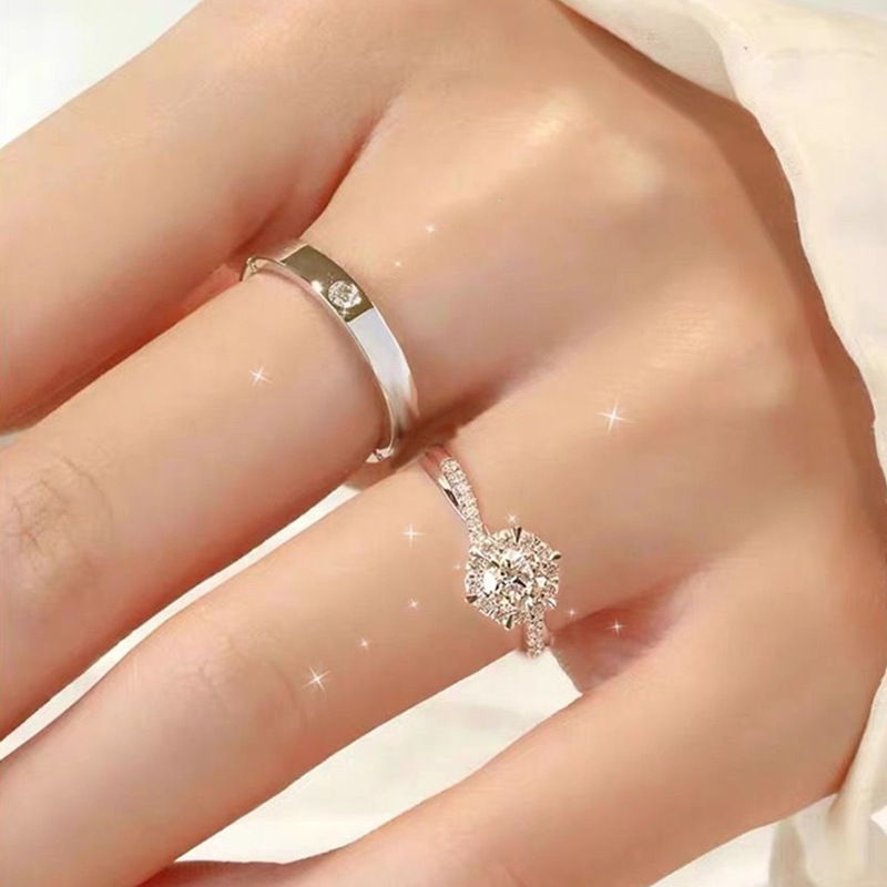 "Love for a lifetime couple rings, a couple of wedding rings, adjustable opening couple rings, diamond rings, niche but high-end gifts. Application Scenario