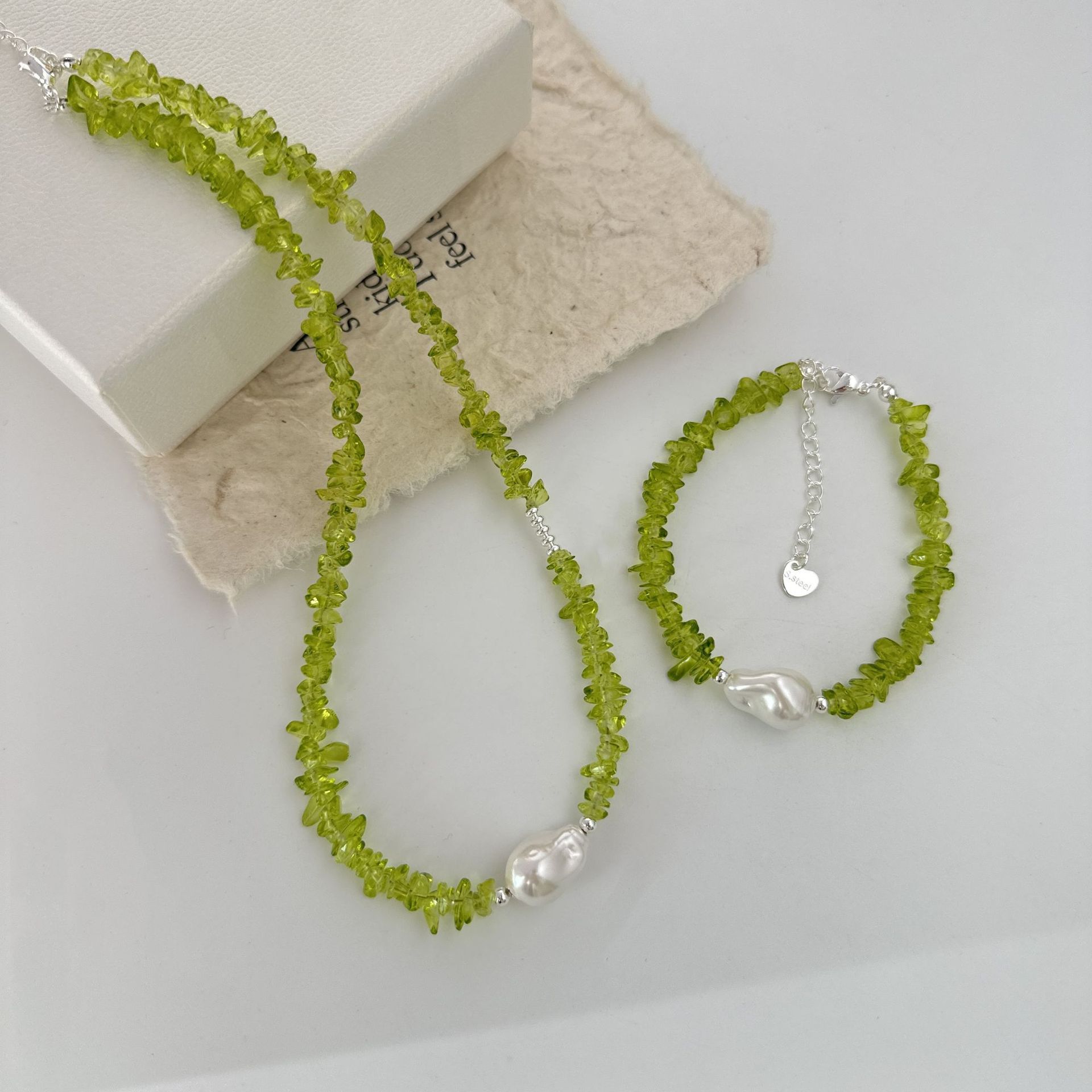 The Wizard of Oz series necklace for women, Baroque pearl necklace, light luxury, niche natural stone collarbone chain bracelet for women Specification image