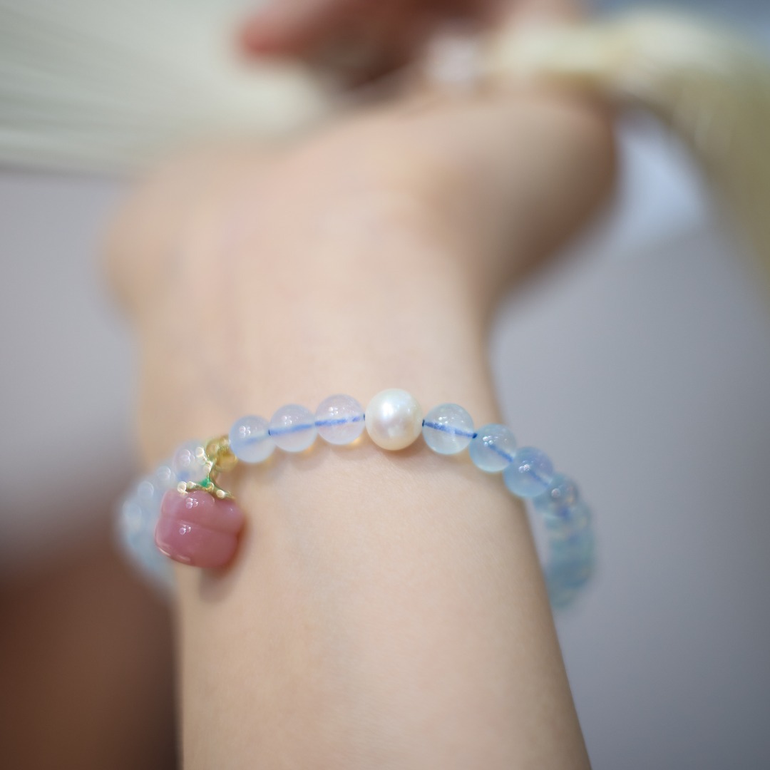Natural 6MM Aquamarine persimmon bracelet hanging Salt Source persimmon, everything goes well, artistic and simple bracelet, the same style as the temple Specification image