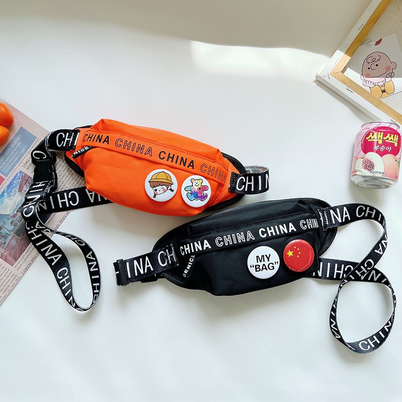 Badge Hip-hop children's street dance bag, unique and stylish Big Kids chest bag, large capacity canvas trendy mobile phone bag, children's bag Specification image