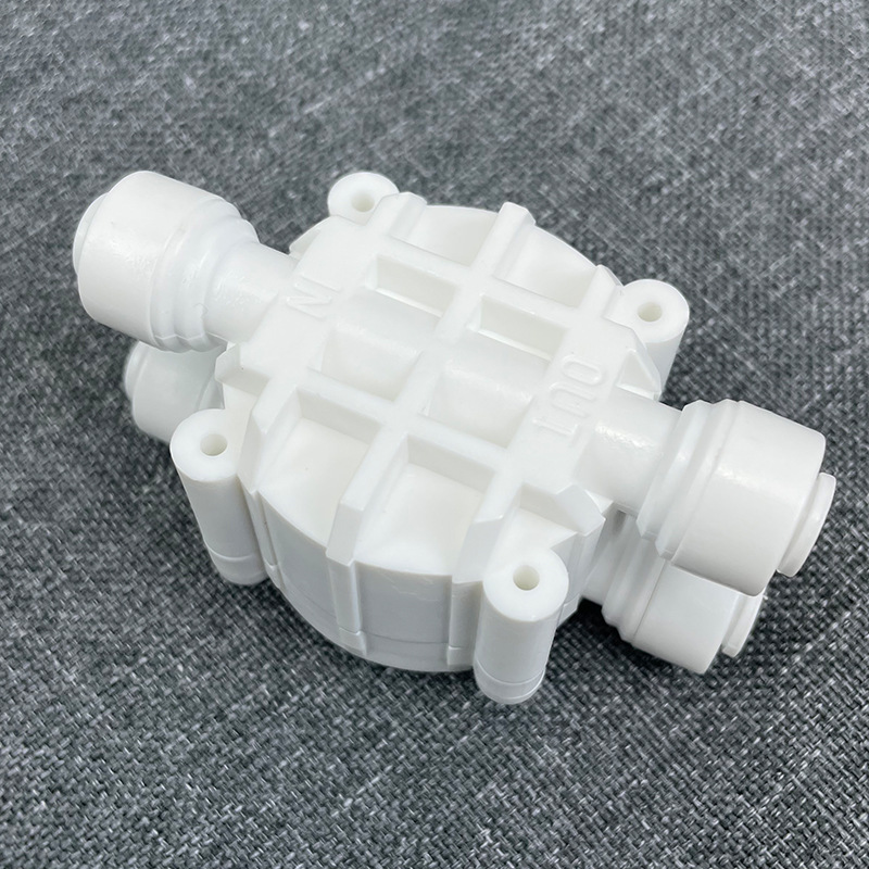 2 minutes Quick connection four-side valve switch Water purifier RO reverse osmosis pure water machine accessories powerless RO water purifier Water purifier four side valve details Picture
