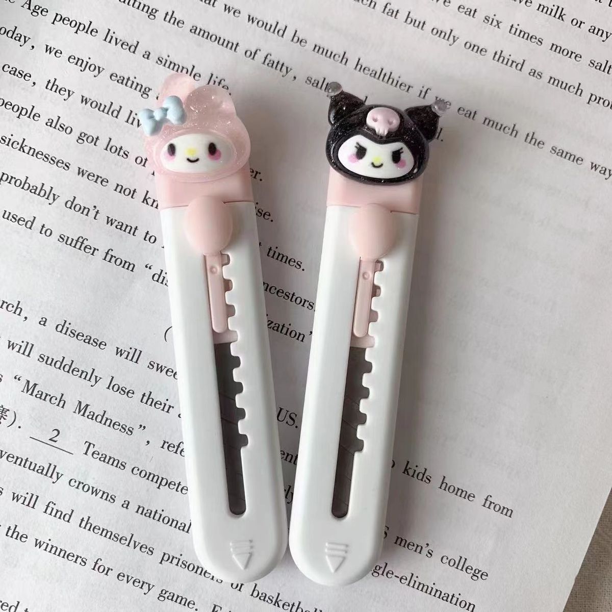 美工刀架/剪子剪刀/铅笔刀/暖宝宝学生卡通/长尾夹产品图