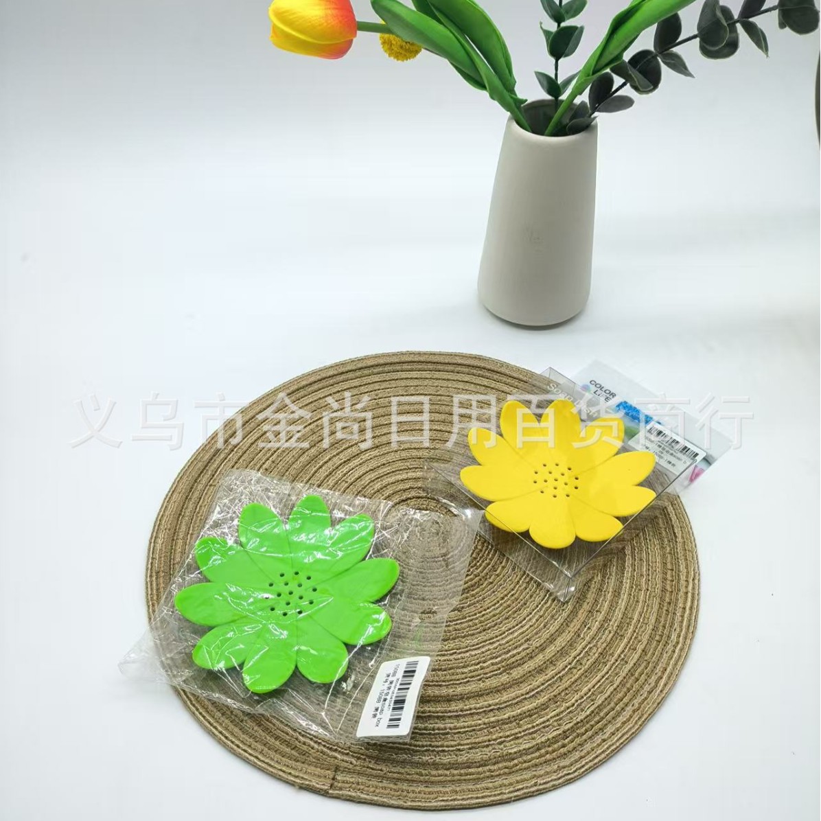 Wholesale single-layer petal new minimalist style household soap box, soap box, non-perforated storage rack and storage box details Picture