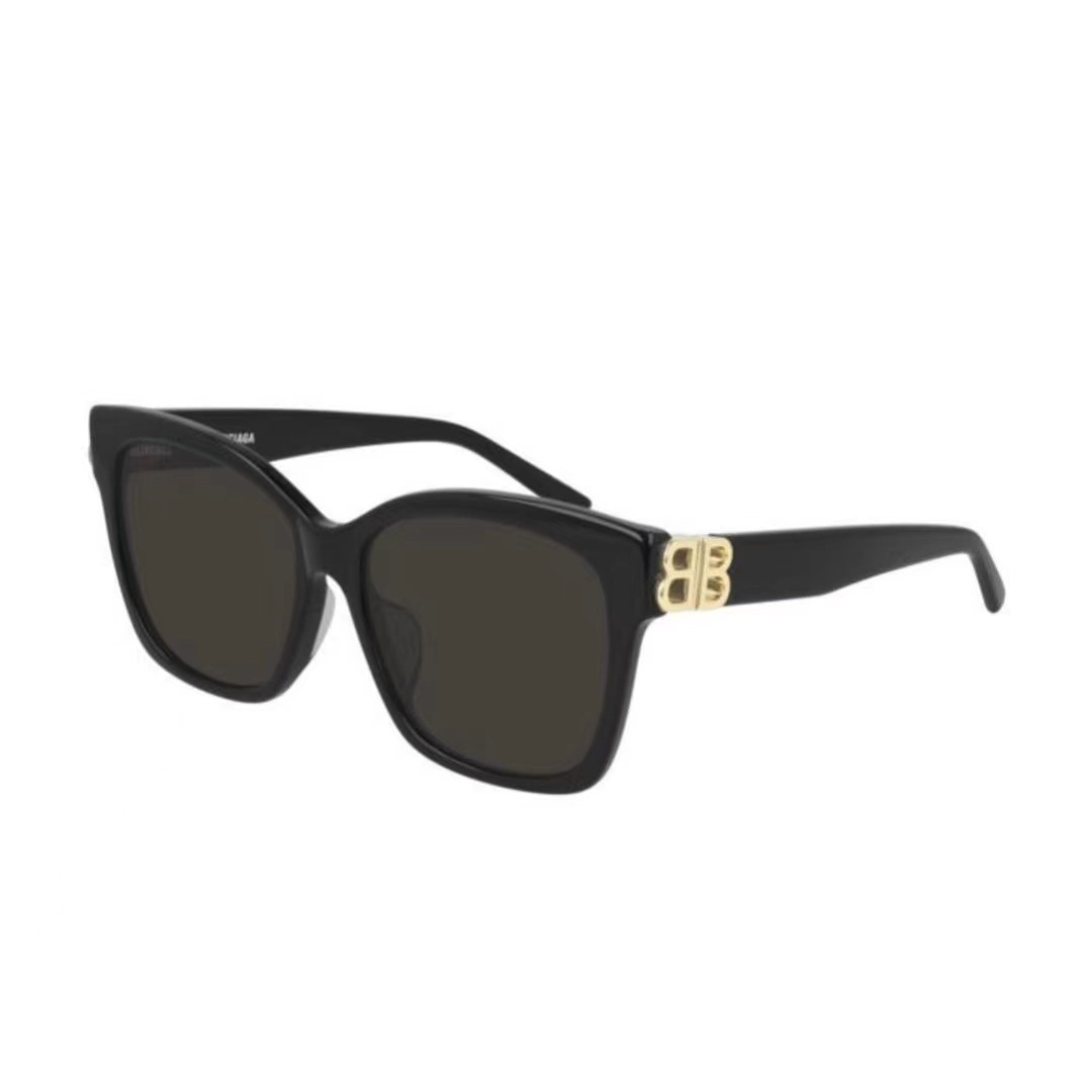 Large-framed sunglasses for women with a high-end look, made of plastic for slimming, square and UV-resistant. 2221111 details Picture