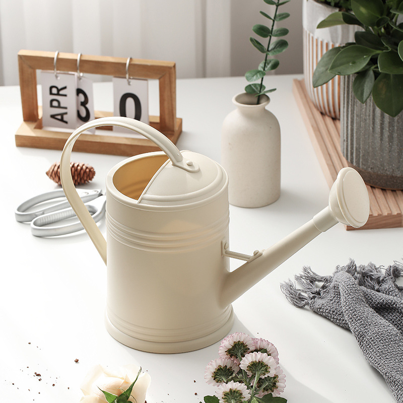 Watering pot, long-spout watering pot, watering water bottle, household large-capacity special water spraying wonder, plastic retro showerhead, watering bottle Specification image