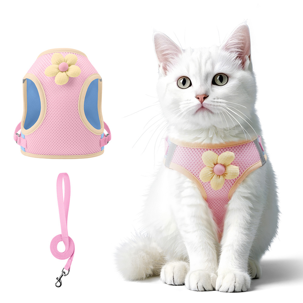 New cat leash, cute small and medium-sized dog chest and back strap, vest style pet chest and back protection, fully wrapped details Picture