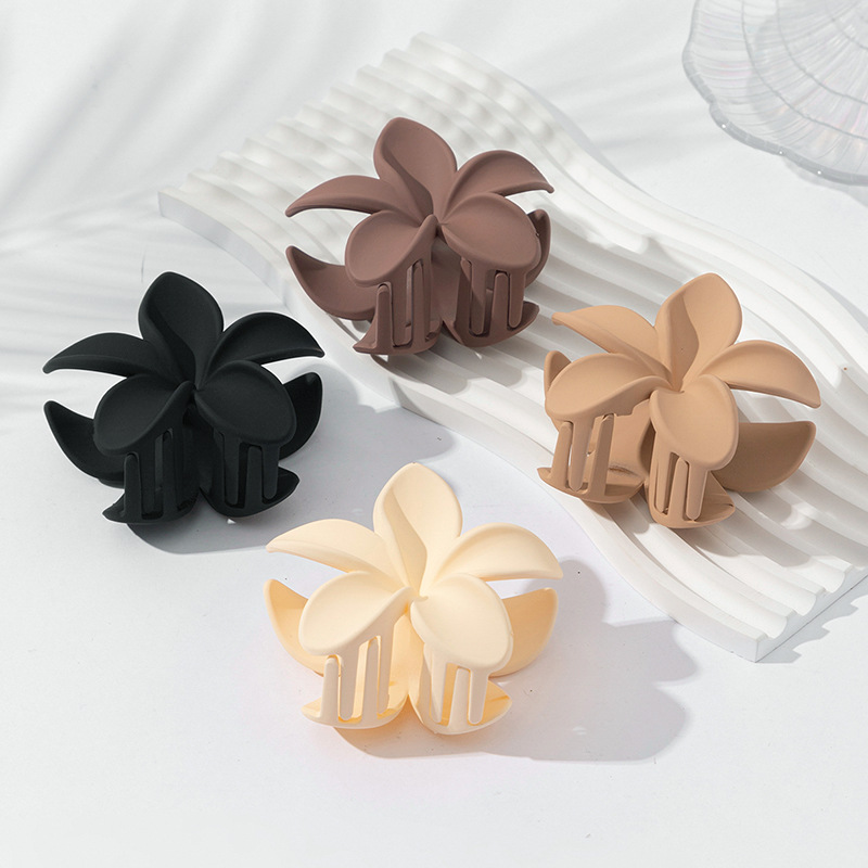 cross border large fri fri frosted grab with milk coffee flower hairpin for women sweet back hair curl shark hairpin