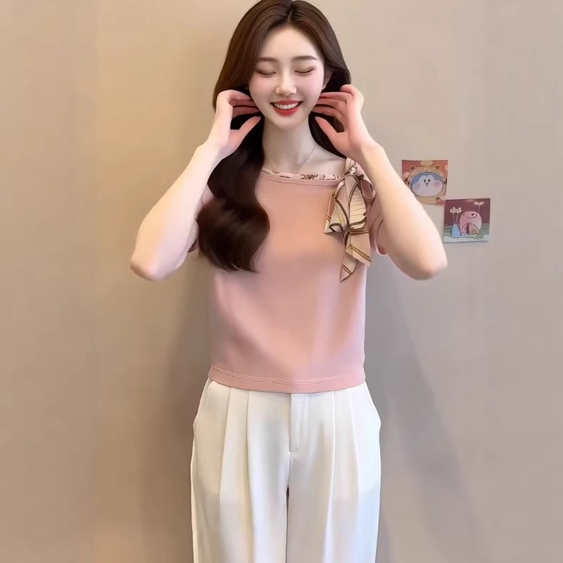 Summer new Korean-style hot girl pure Desire Sweet slimming bow slant-neck off-the-shoulder short-sleeved T-shirt top A10997 Application Scenario