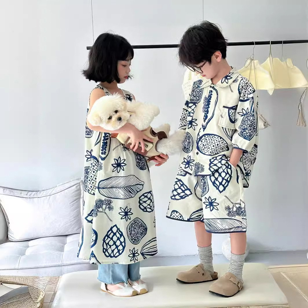 Children's Set 2024 Summer Boys' and Girls' Korean-style irregular pattern dress, children's casual short sleeve and shorts two-piece set