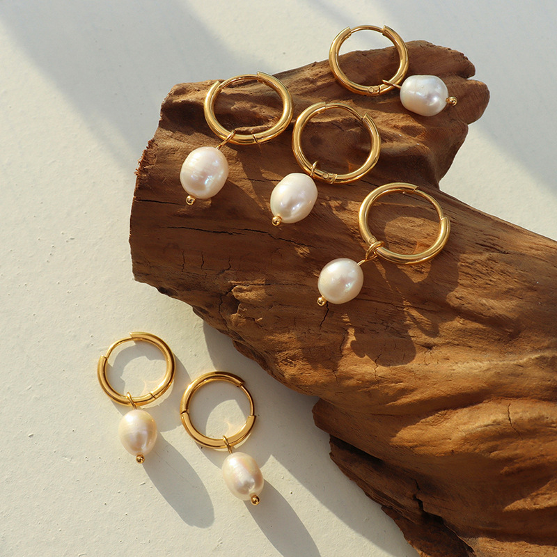 French retro earrings, freshwater pearl ring earrings, titanium steel 18K gold-plated jewelry, ins cold style details Picture