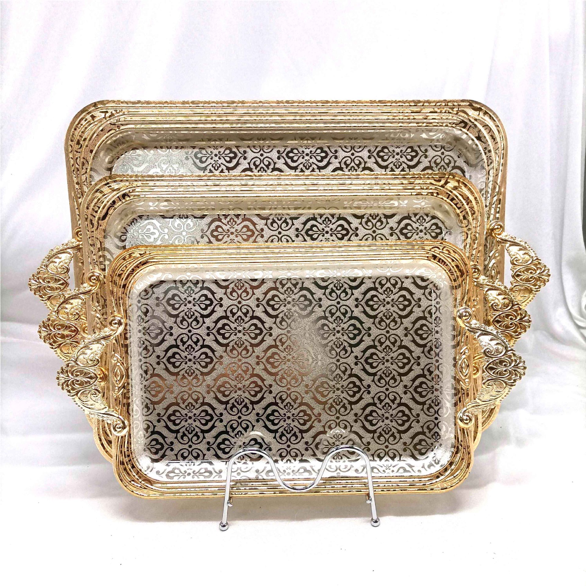 European Light Luxury Fruit Tray Snack Candy Tray Home Living Room Creative Cake Fruit Tray Plated Metal Iron Plate Item Picture