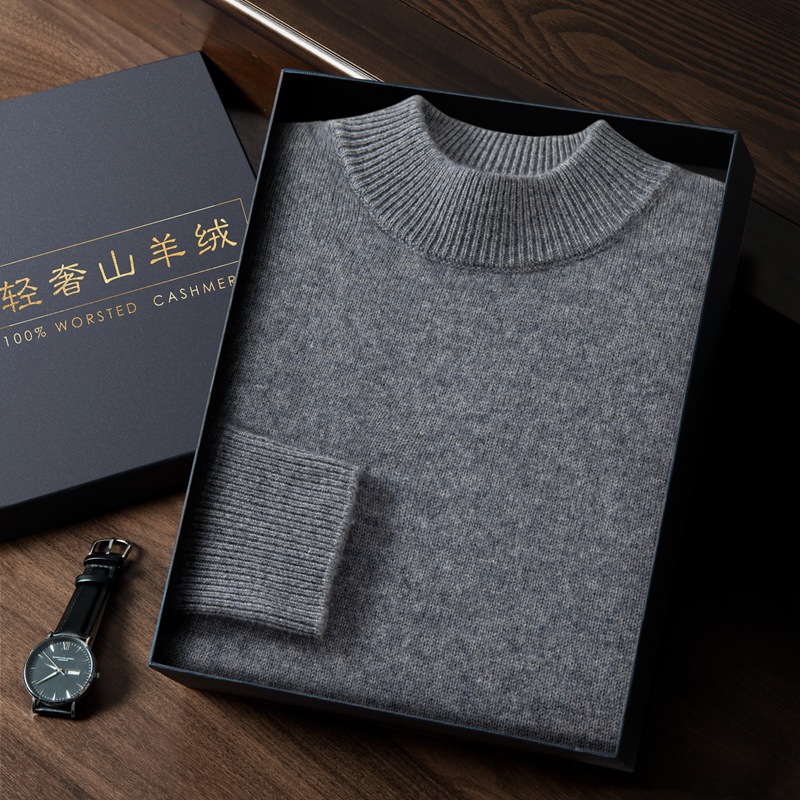 A 7-stitch thickened semi-high neck solid color cashmere sweater for men, a fashionable and simple light business knitted sweater as a base layer, a pullover sweater Application Scenario