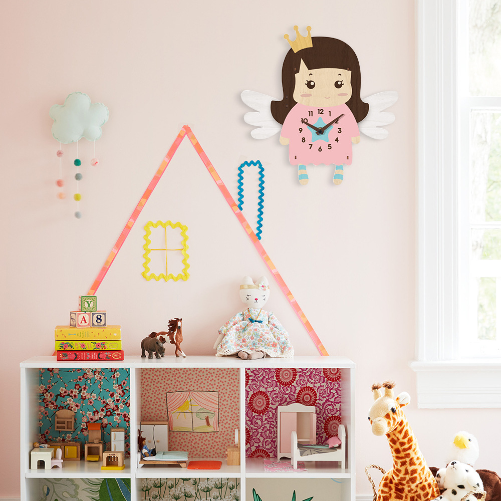 Creative cartoon swing clock, cute wall clock, children's room decoration clock, wall clock manufacturer, Taobao cross-border Douyin distribution Application Scenario