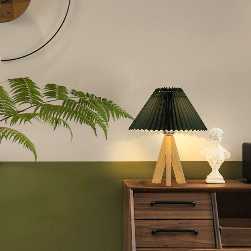 充电夜灯实物图