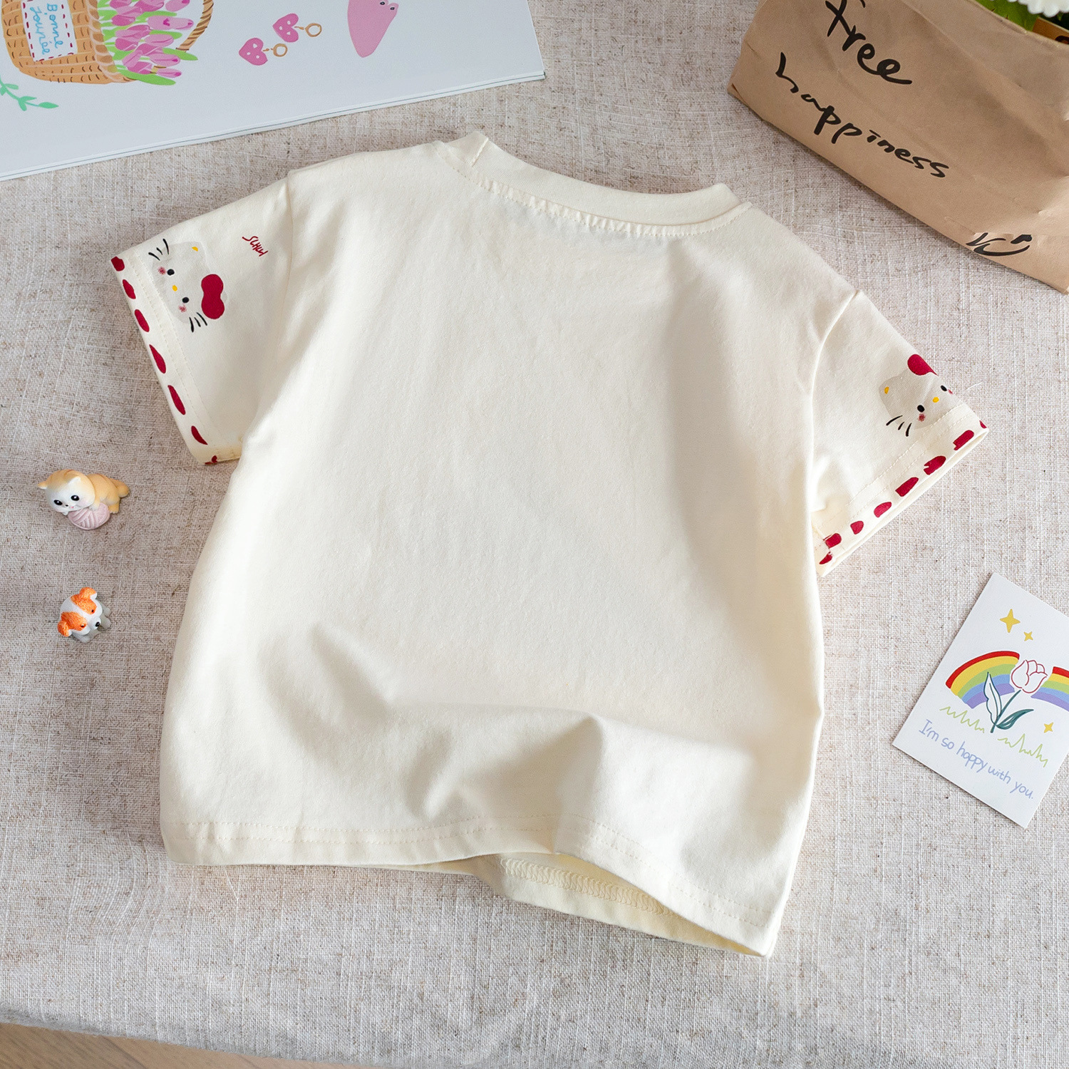 Girls' short-sleeved T-shirt, children's summer wear 2025 new style, stylish and beautiful, super nice girls' top, cartoon base layer details Picture