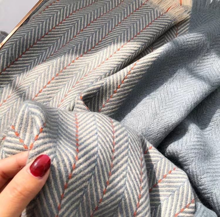 Korean Version Of The New Simple Scarf Female Winter Students Long Thick Shawl Imitation Cashmere Splicing Bib Wholesale Application Scenario