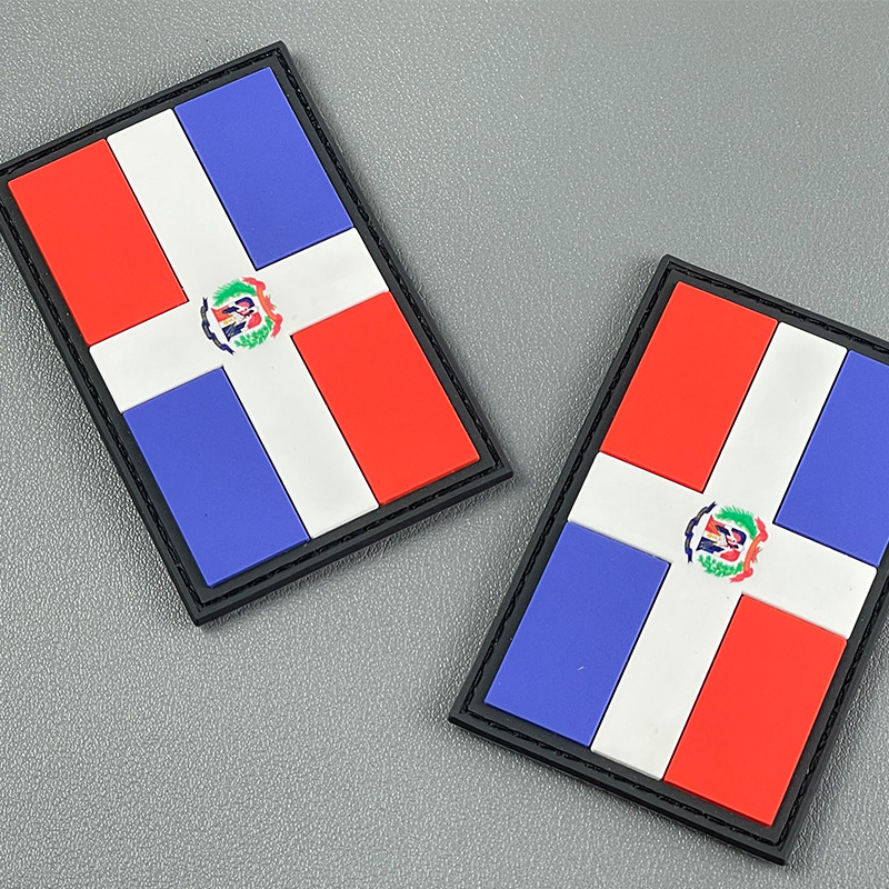 厂家现货滴塑标多米尼加国旗标魔术贴标牌商标彩色软胶胶章定制图