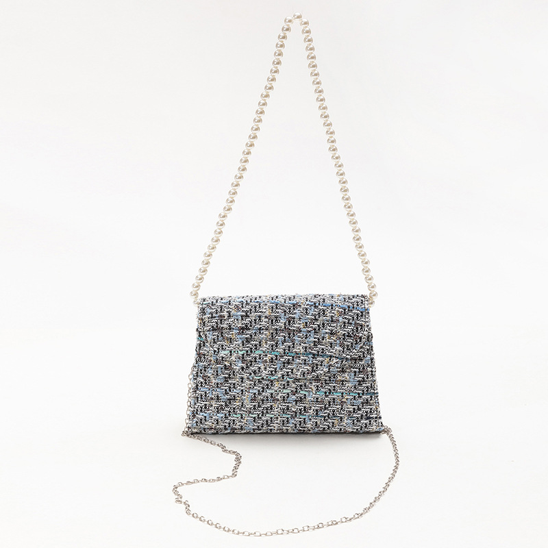 European And American Chain Dinner Bag Plaid Single Shoulder Diagonal Chain Female Bag Evening Dress Makeup Bag Banquet Bag Wholesale Application Scenario