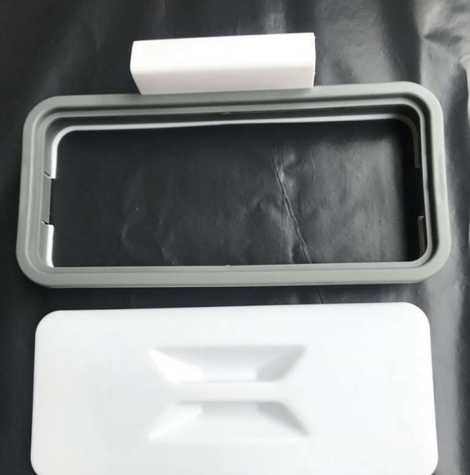 Kitchen trash can, cabinet door hanging garbage rack details Picture