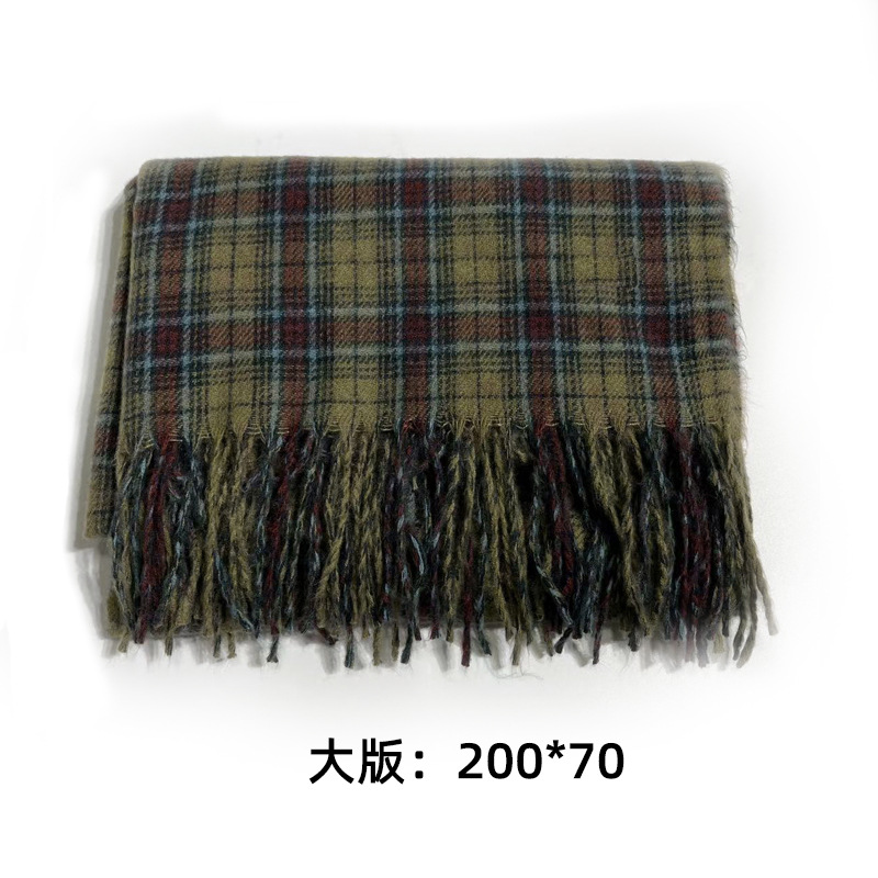 Retro Green Plaid Scarf Ladies Personality All-In-One Autumn Winter American High Sense Warm Shawl Collar Korean Application Scenario