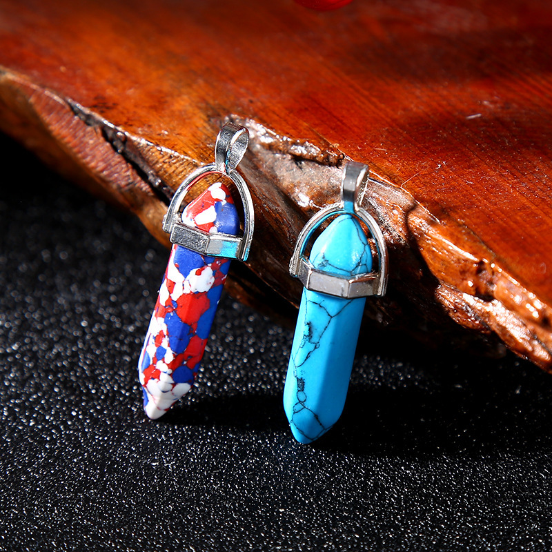 Amazon hot selling synthetic turquoise-hexagon pillar warhead pendant necklace foreign trade quartz Poin pendant turquoise-hexagon pendant necklace jewelry European and American foreign trade Specification drawing
