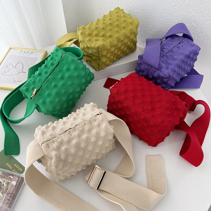 Korean Niche Design Pineapple Three-Dimensional Knitting Crossbody Bag Wide Shoulder Strap Small Backpack Small Fragrant Wind All Fashion Female Bag