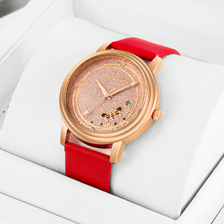 2022新款女士皮带腕表精美小蜜蜂图案带日历手表厂家直销一件代发