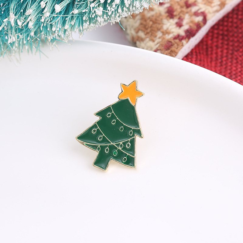 New Christmas Tree Elk Brooch Alloy Cute Cartoon Christmas Elements Corsage Clothing Accessories Vintage Badge details Picture
