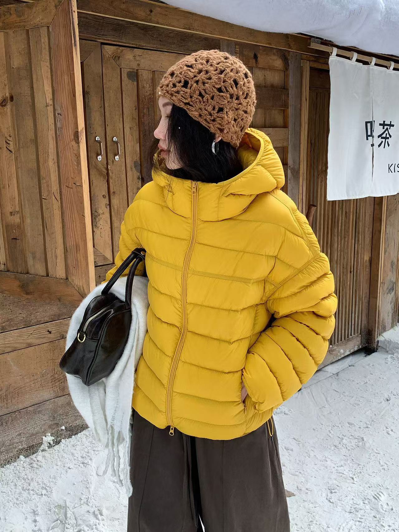 羽绒服女90白鸭绒排骨2025冬新款超好看轻薄连帽保暖短款外套批发详情4