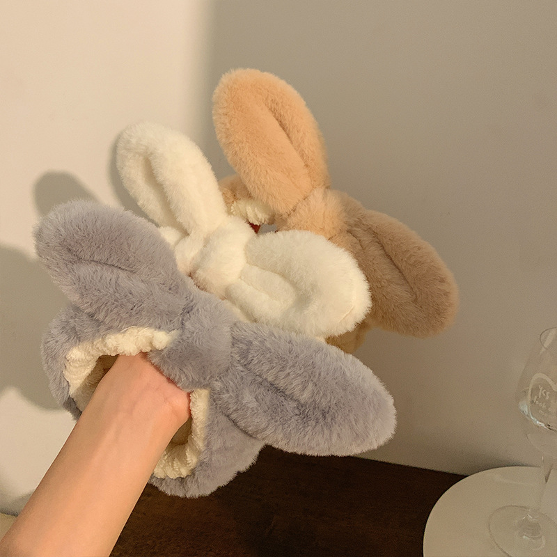 Soft and cute ~ Home cartoon plush rabbit ear hair band, face wash and grooming hair band, women's bow headband and headwear details Picture