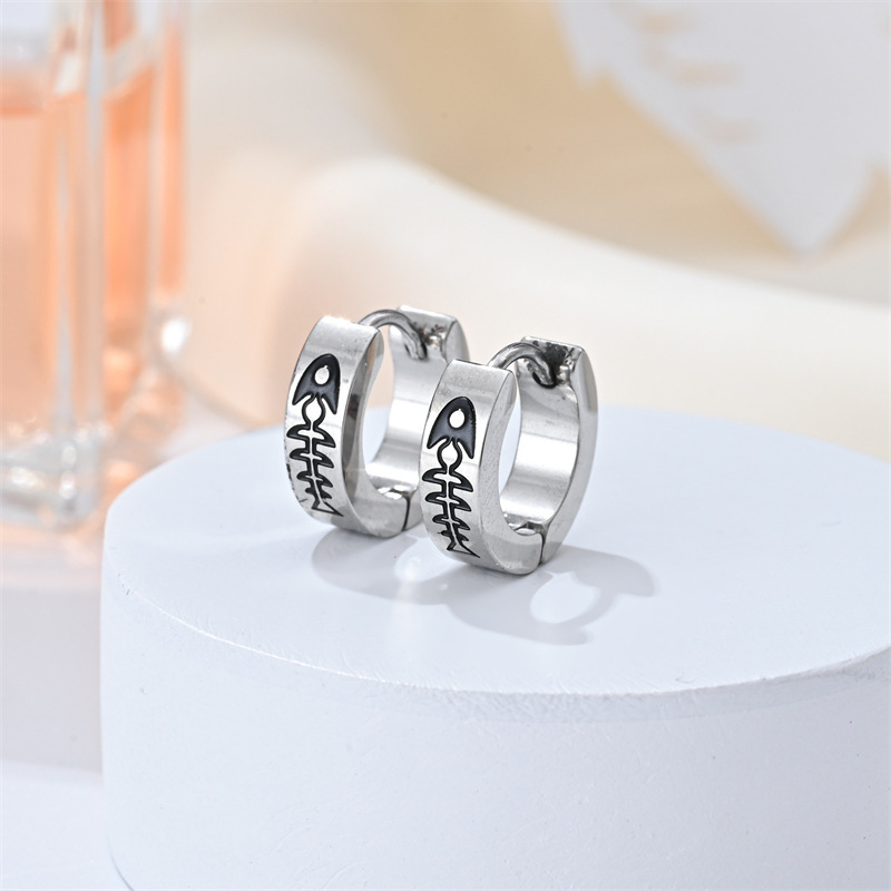 Cross-border simple stainless steel hand-polished, corrosion-filled and oiled earrings and earrings, men's trendy Korean-style versatile ear ring accessories details Picture