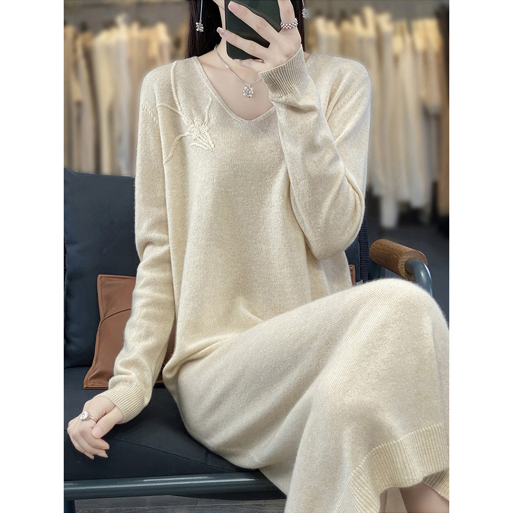 Vestido bordado cuello en V otoño invierno nuevo temperamento elegante largo color sólido holgado tamaño grande legging cross border jersey falda