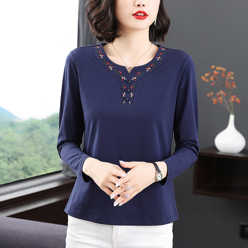 Embroidered Long Sleeve T-Shirt Women 2022 Spring And Autumn Old Mother With A New Base Shirt Wholesale Large Size Shirt For Hair Application Scenario