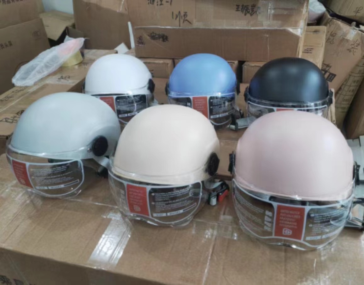 Electric Car 3C Summer Safety Helmet Harley Helmet Manufacturers Wholesale Children Adult Breathable Helmet Logo Printing Specification drawing