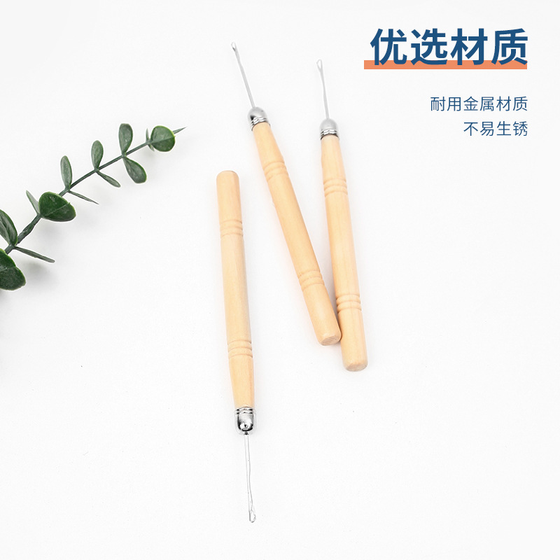 Spot Wholesale With Tongue Wooden Handle Wig Crochet Real And Fake Hair Crochet Feather Hair Extensions Crochet Hook Hair Extensions Special Tools Application Scenario
