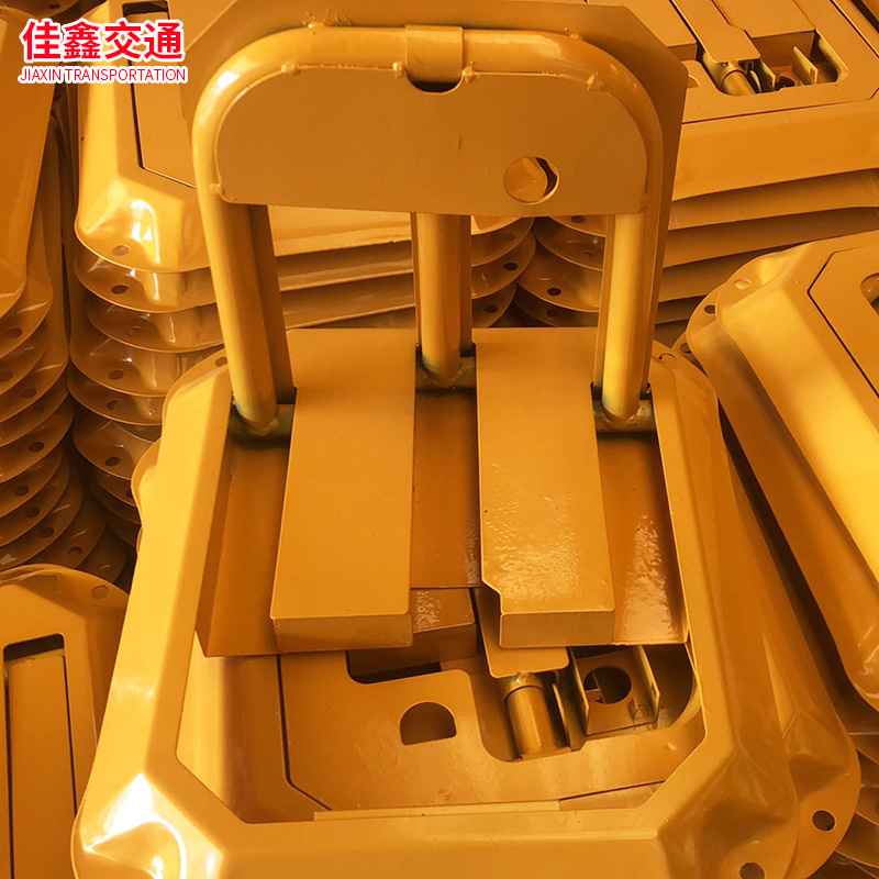 八角车位锁 汽车停车位地锁 固定八角地锁 停车位车位锁产品图
