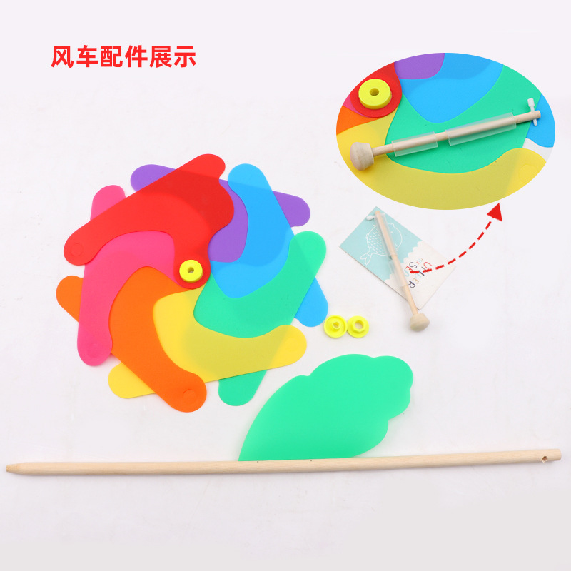 Wholesale of colorful wooden windmills, children's toys, kindergartens, scenic spots, outdoor decoration, 24cm and 32cm garden windmills Application Scenario