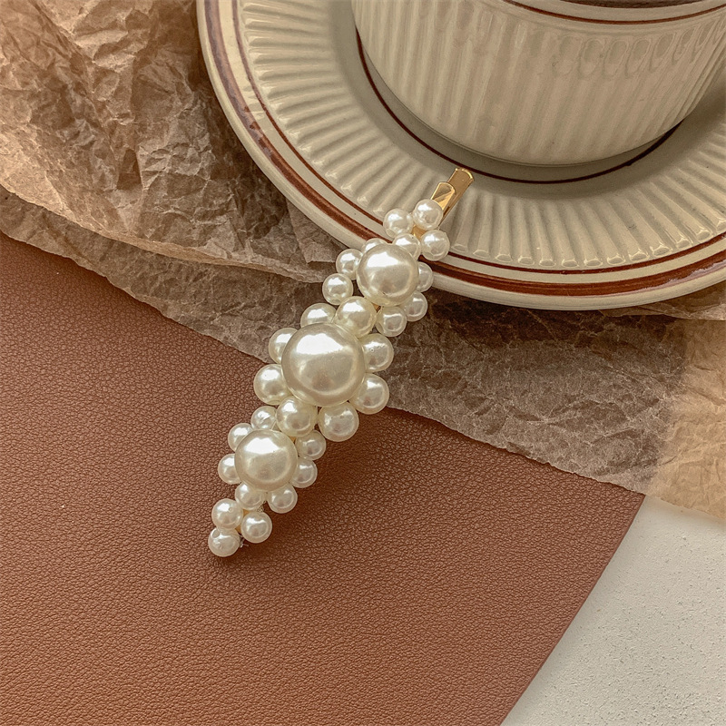 Pearl hair clips, bangs, forehead hair clippers, bb clips, popular one-line hair clips, 2022 new style clip headwear pic 7