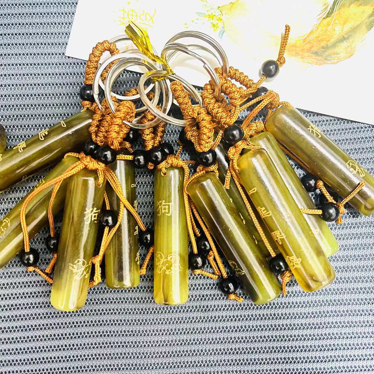 【 Zone 1-3 】 Ox Horn Cylindrical Zodiac: 120 yuan per bag, 4800 yuan per piece. Ox Horn Cylindrical zodiac pendant, keychain, key Pendant, pendant, zodiac accessory: 1 yuan, accessory: 2 yuan, Department store wholesale Application Scenario