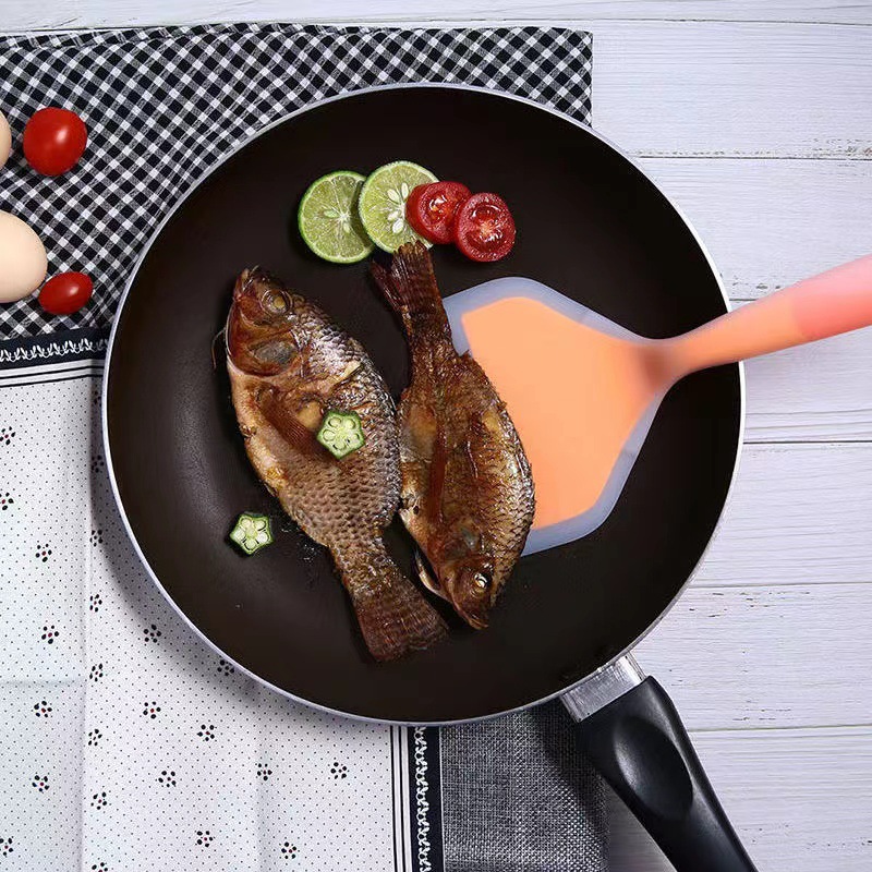 Tamagoyaki spatula, high-temperature resistant food-grade silicone frying spatula, two-color spatula flat bottom pan, non-stick spatula wholesale in stock Specification image